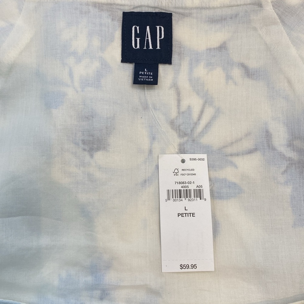 NWT - GAP Linen blend, cap, sleeved, Floral Blue crop top. Size - Large Petite - Picture 5 of 6
